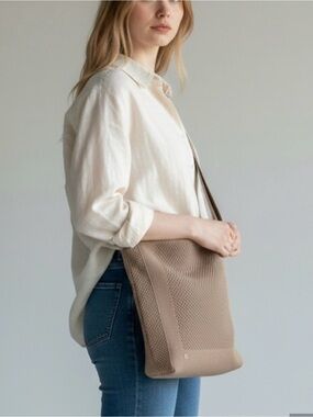 Everlane Light Pink Mesh Shoulder Bag